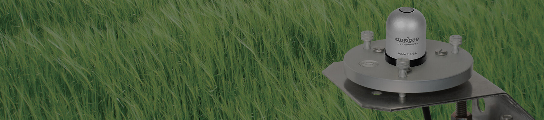 Apogee Instruments offers both upward- and downward-looking pyrgeometers
